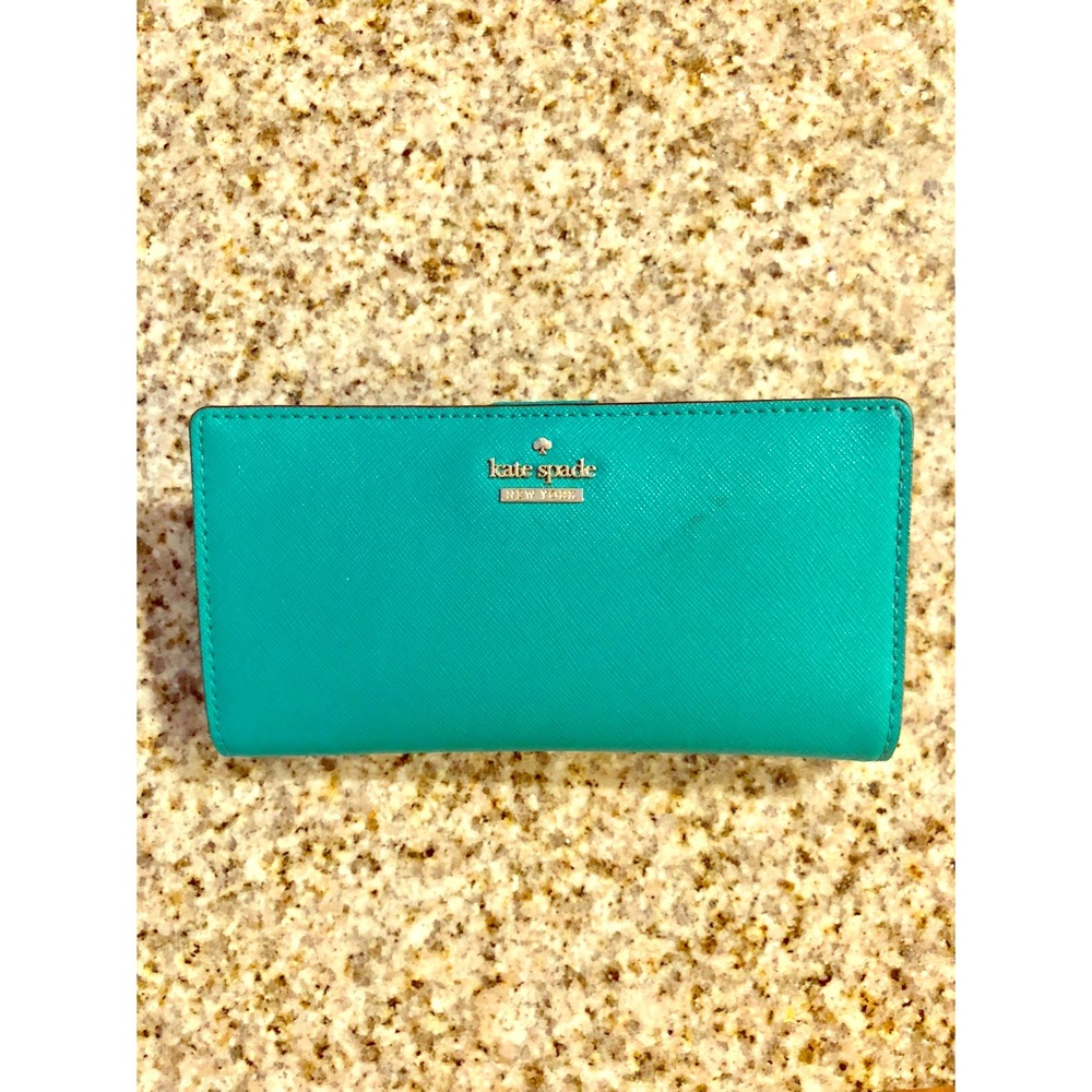 🛍SOLD 🛍 Kate Spade wallet